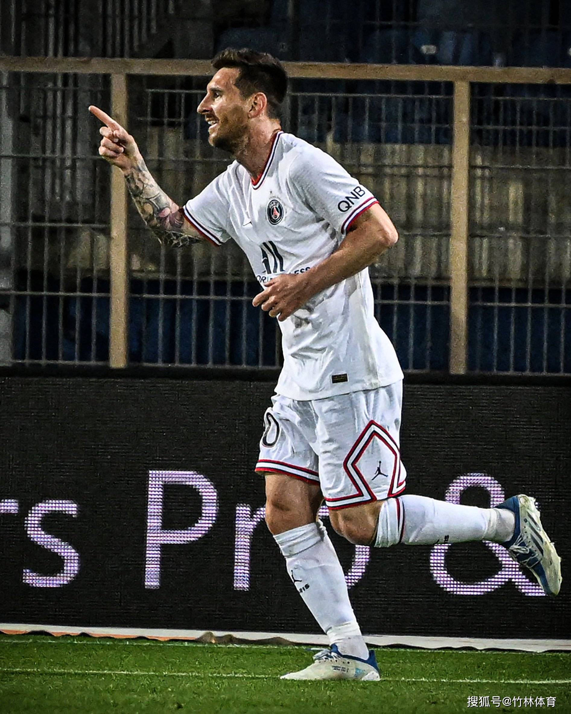 离谱！巴塞罗那止住颓势备战法国杯窗口期法兰克福扳平良机，风云突变勒沃库森今夜迎来里程碑的简单介绍AYX SPORTS