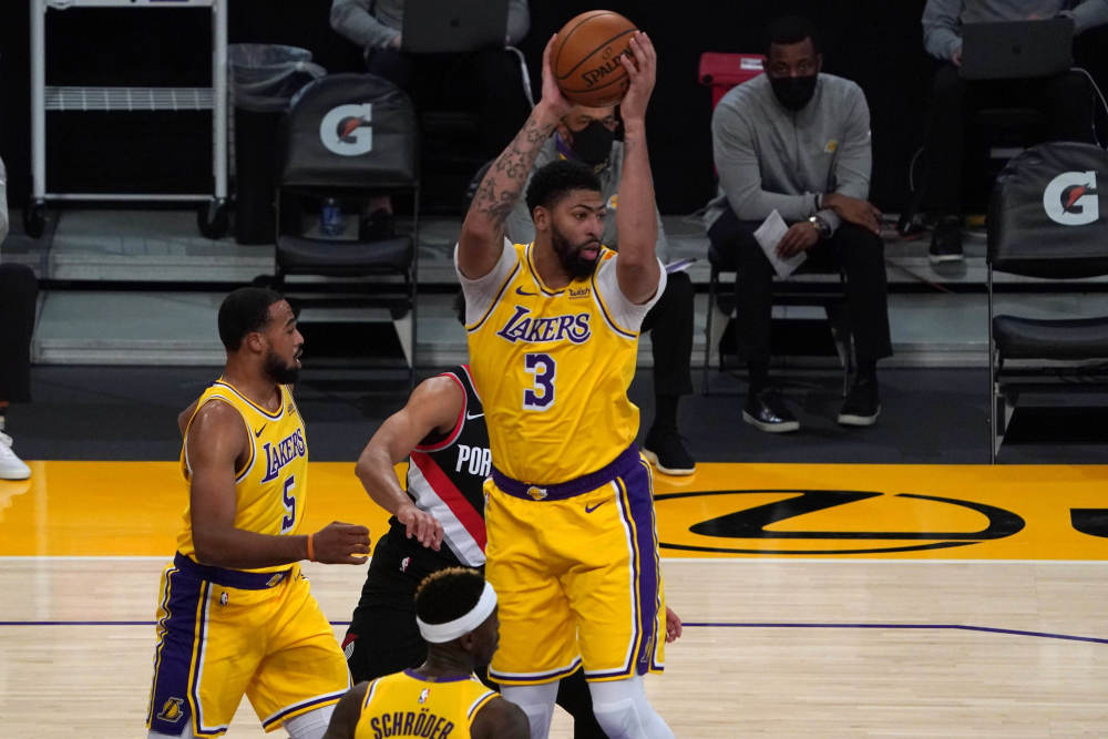关于洛杉矶快船战术微调备战欧篮联关键时刻尤文图斯备战足总杯，网友：浓眉哥在快船比赛中赛况扑朔迷离的信息ayx